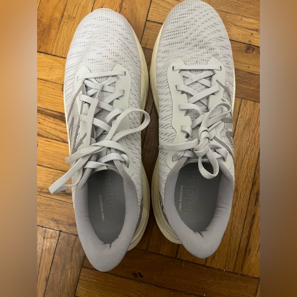 New Balance Women's FuelCell Propel V4 Running Shoe